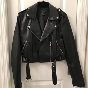 Faux leather cropped moto/biker jacket